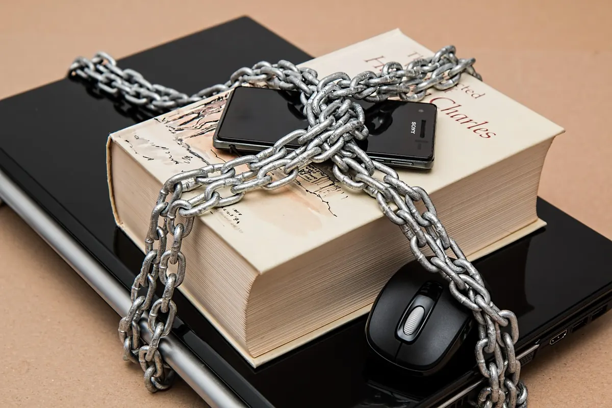 Cybersecurity Law vs. Data Privacy Law: Key Differences Explained for Small Businesses